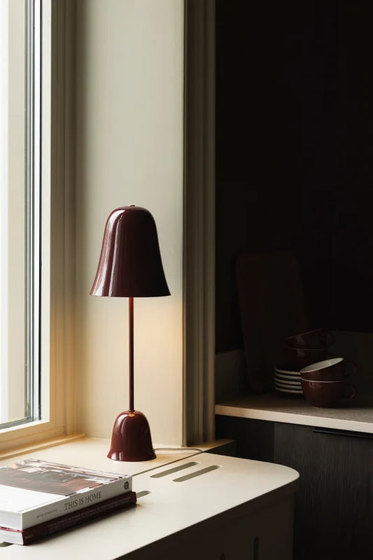 Bordslampa - Blåklockan 16 - Vinröd