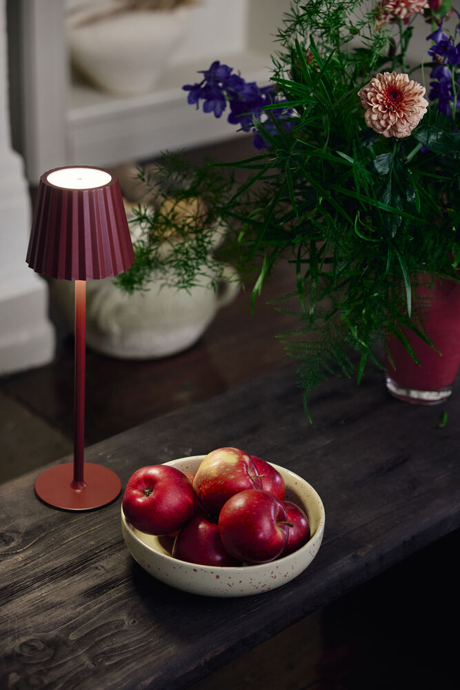 Bordslampa - Uppladdningsbar - Liv - Vinröd