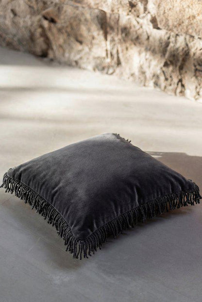 Kuddfodral 50x50cm - Frill - Mörkgrå